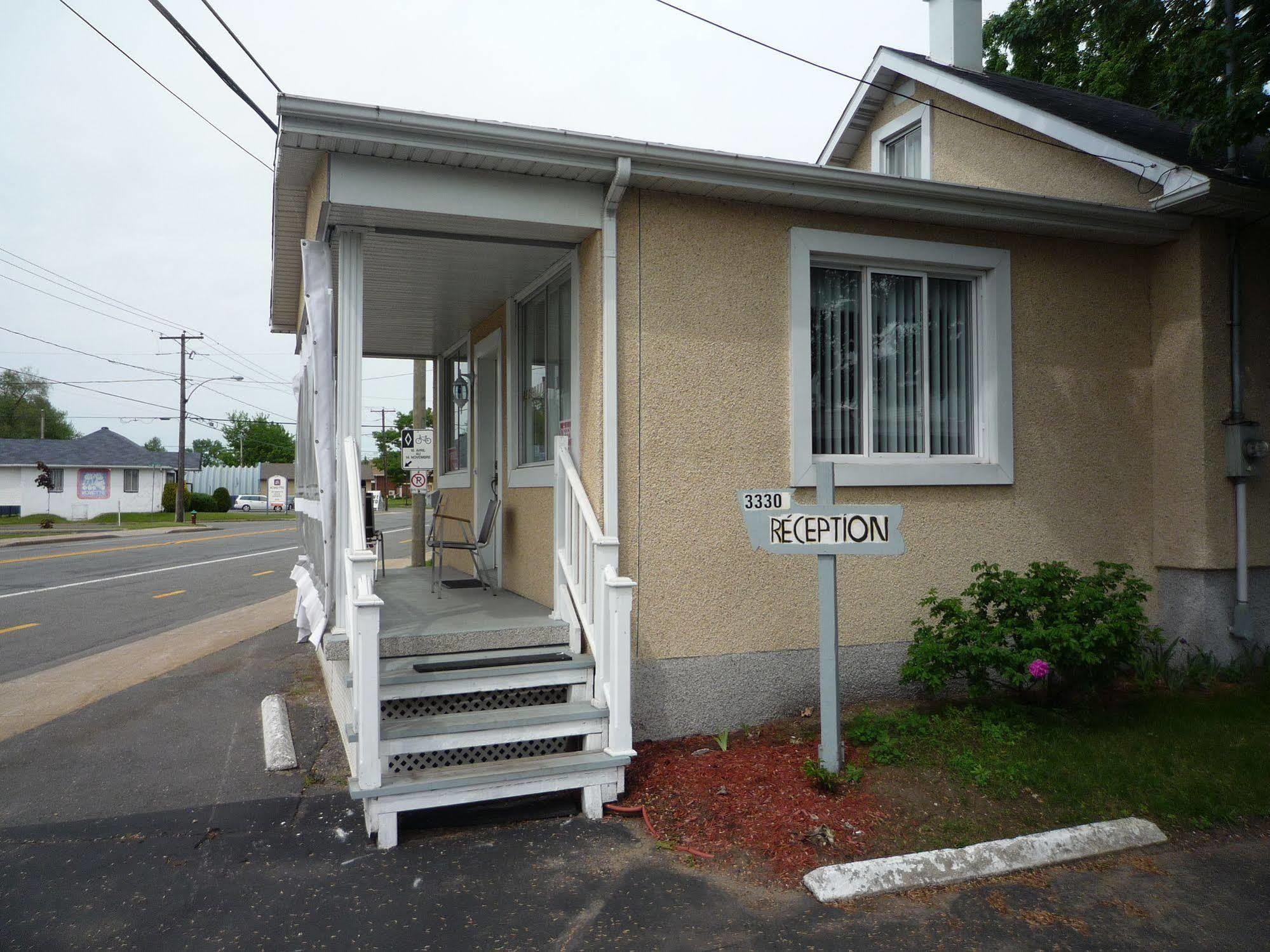 Sorel-Tracy Hotel Tracy - St Lawrence River المظهر الخارجي الصورة